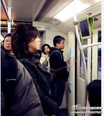 阿姨 等我买了ipad3也要像你这样装b