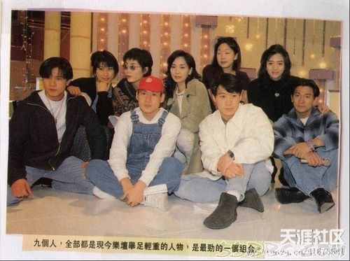 818那些当红明星偶像的经典老照片，你还能认出他们都是谁吗？
